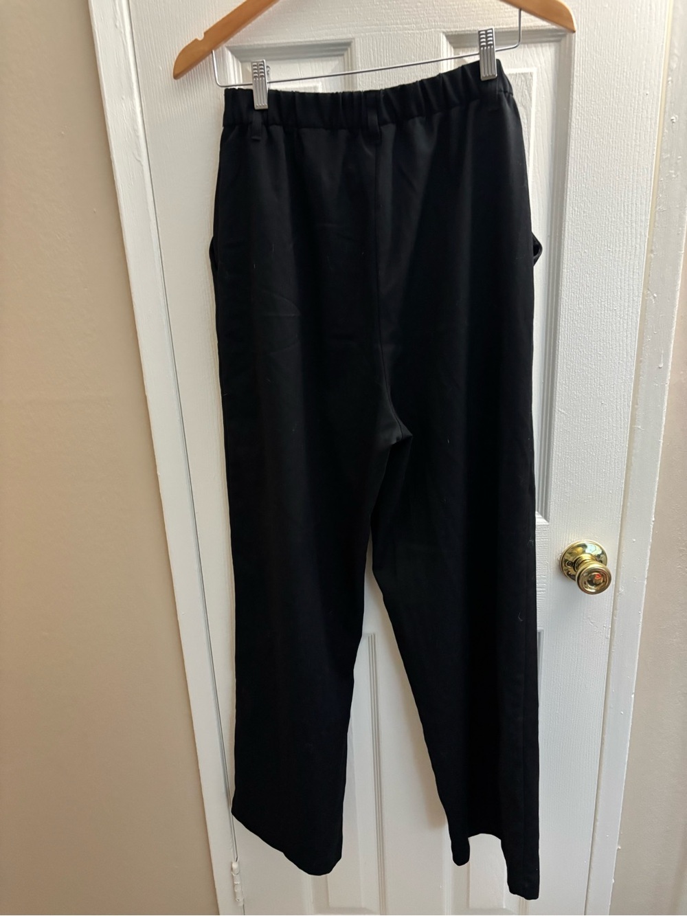 H&M Black Wide-Leg Trousers for Women - Picture 5 of 5
